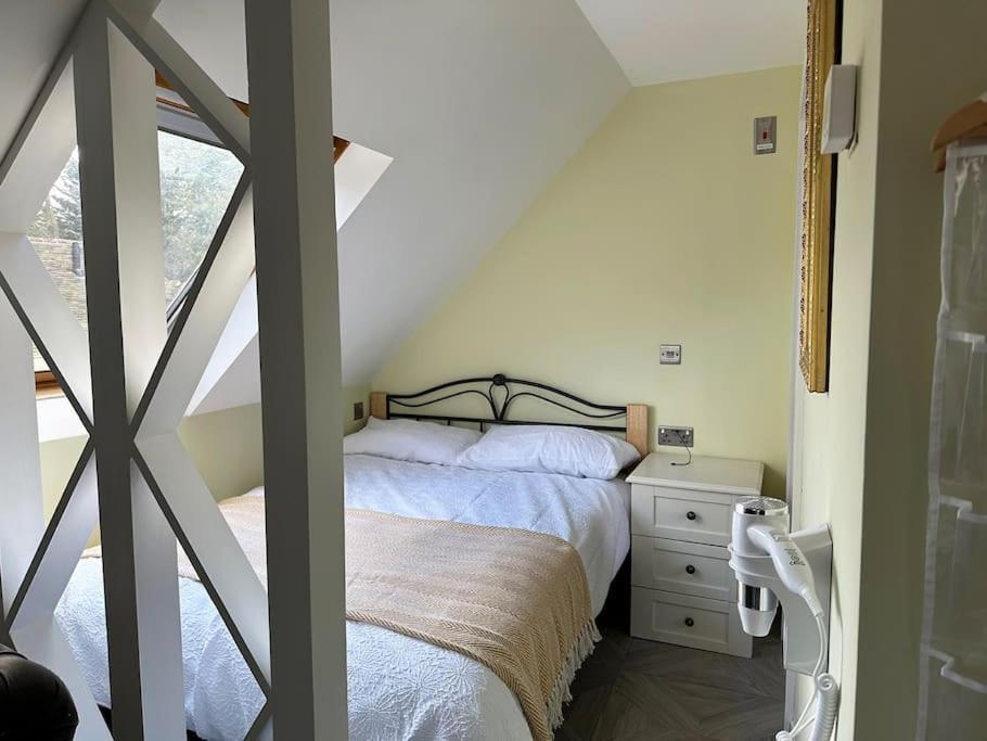 Forest Studio Apartment Gated Parking On 2 Acres Garden Chislehurst Exterior foto